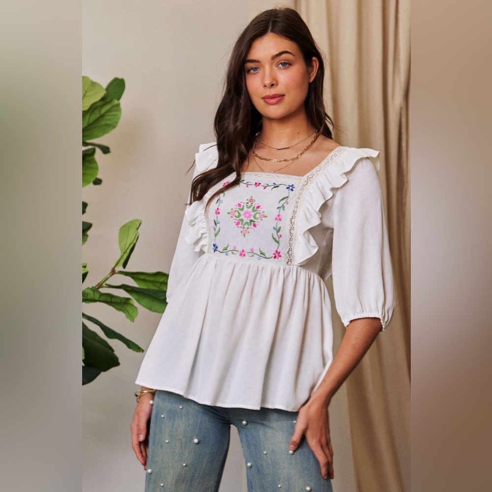 Davi & Dani Texture Tie Back Floral Embroidery Frill Blouse